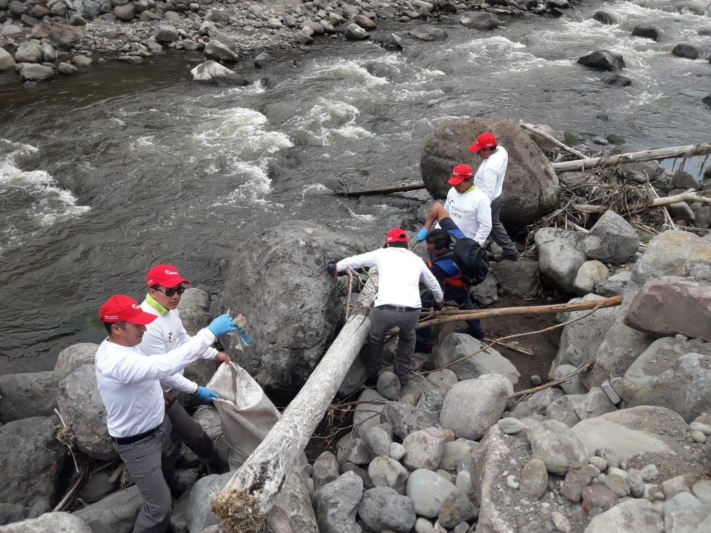 voluntariado unete en playas y ambato 21