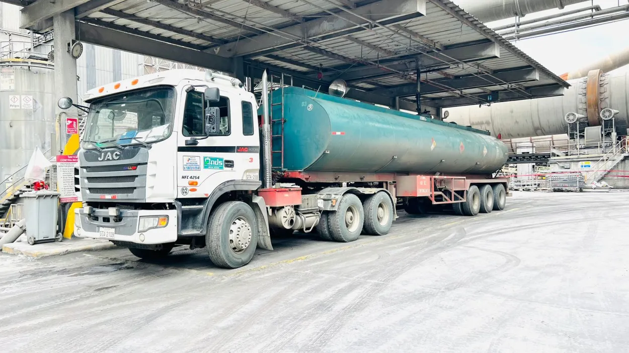 recepción de área de líquidos aceites usados